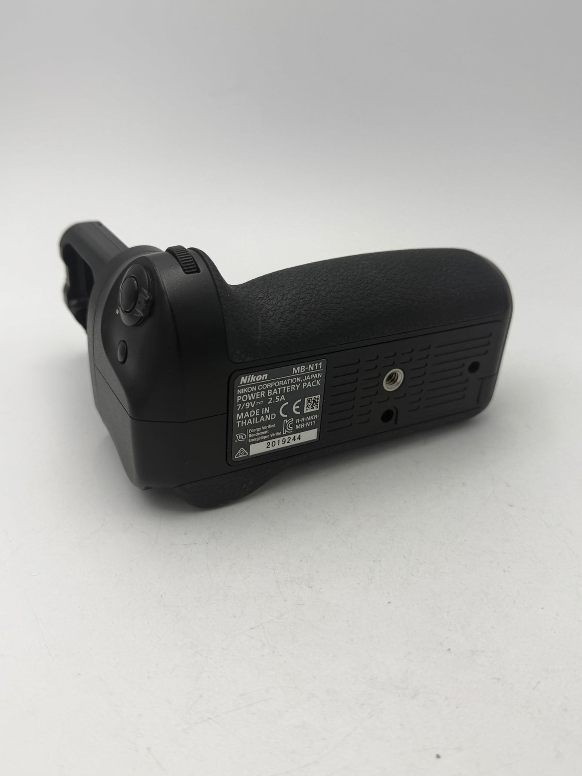 Used Nikon MB-N11 Battery Grip
