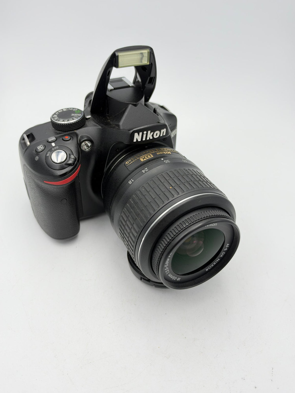 Used Nikon D3200 with 18-55mm Kit