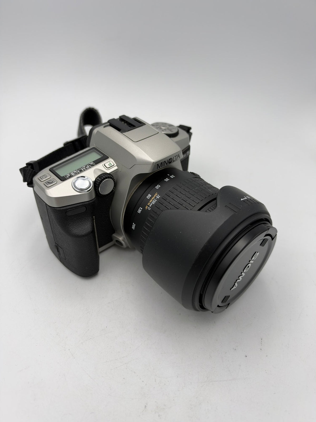 Used Minolta Maxxium S 35mm film camera, Sigma 28-200mm f/3.5-5.6 Macro lens