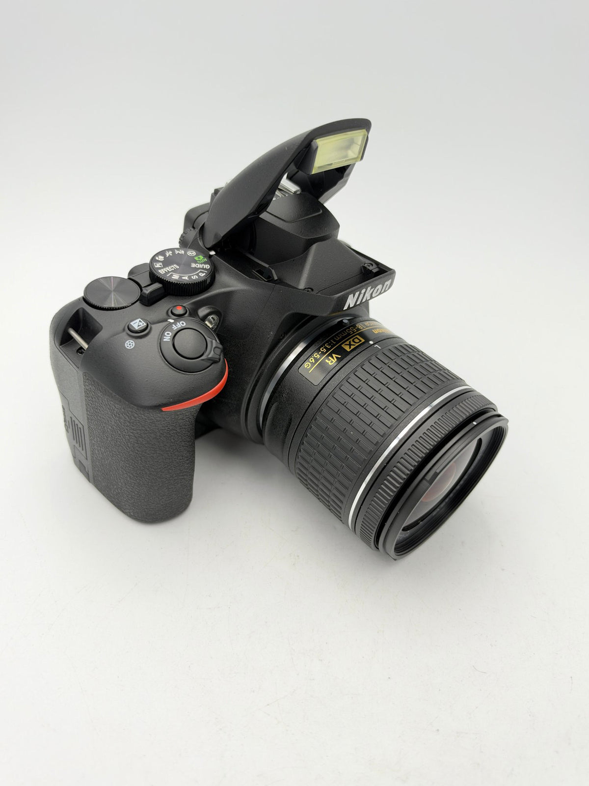 Used Nikon D3500 with 18-55m Kit Lens