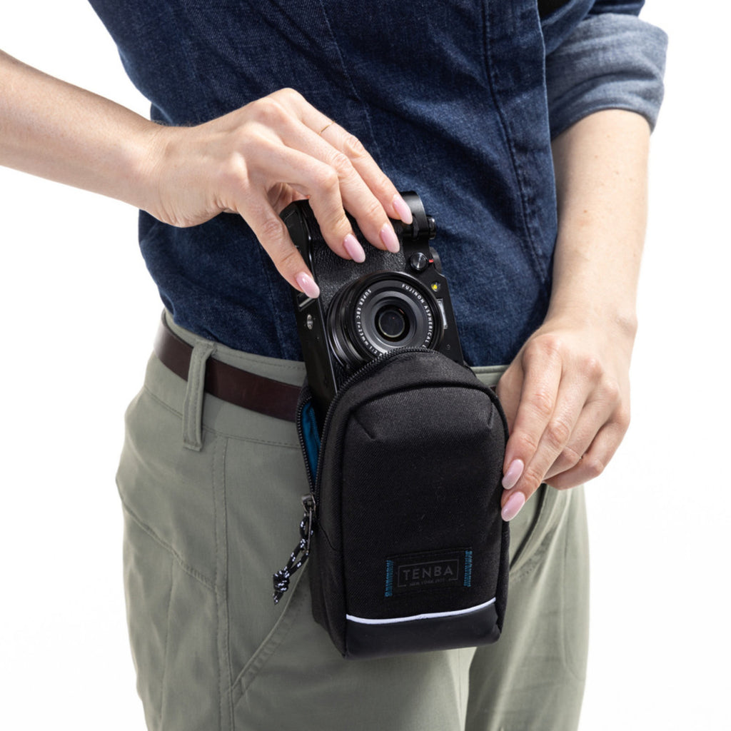 Tenba Skyline v2 4 Pouch (Black)