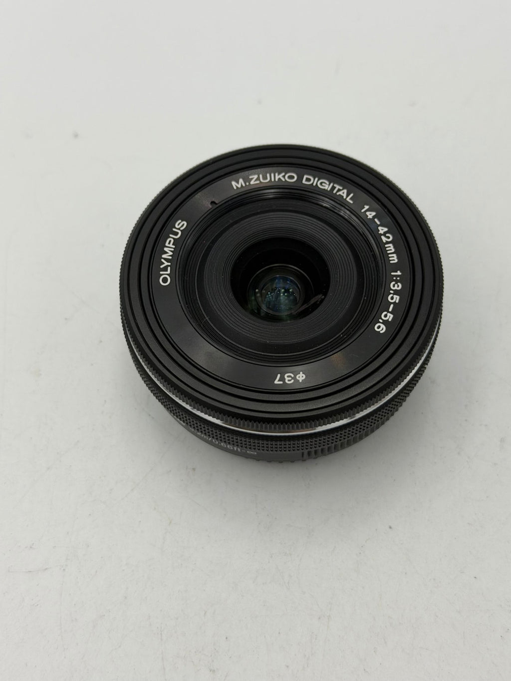 Used Olympus M.Zuiko 14-42mm f3.5-5.6 EZ with Box