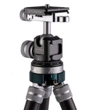 Promaster iota 422 Ultralightweight Tripod Kit - Carbon Fiber