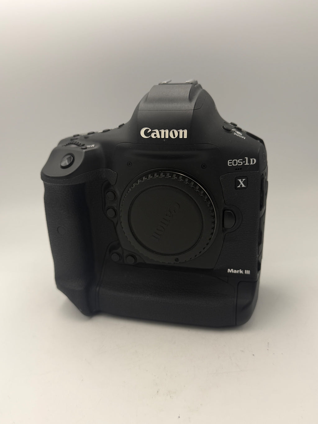 Used Canon 1DX Mark III Body Only (71k Clicks)