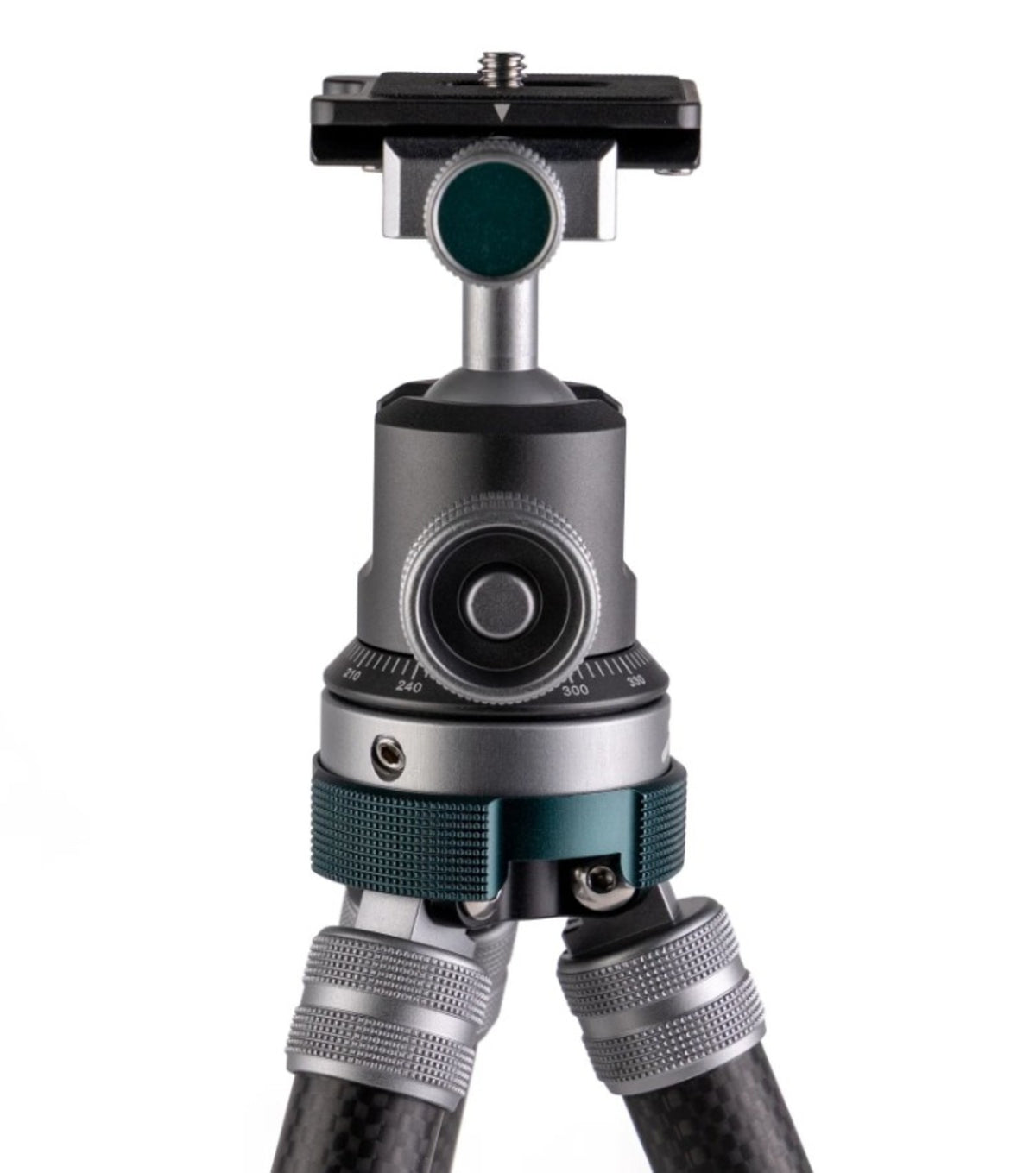 Promaster iota 422 Ultralightweight Tripod Kit - Carbon Fiber