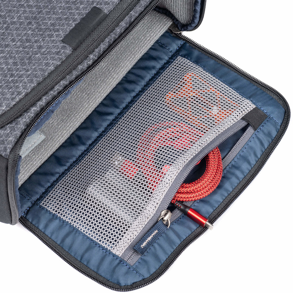 Think Tank Stash Master - L Pro