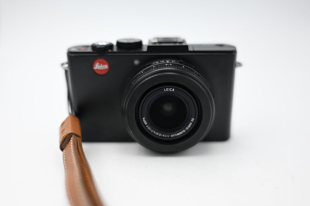Used Leica D-LUX 6 Black Compact Digital Camera W/ Leica Leather Case