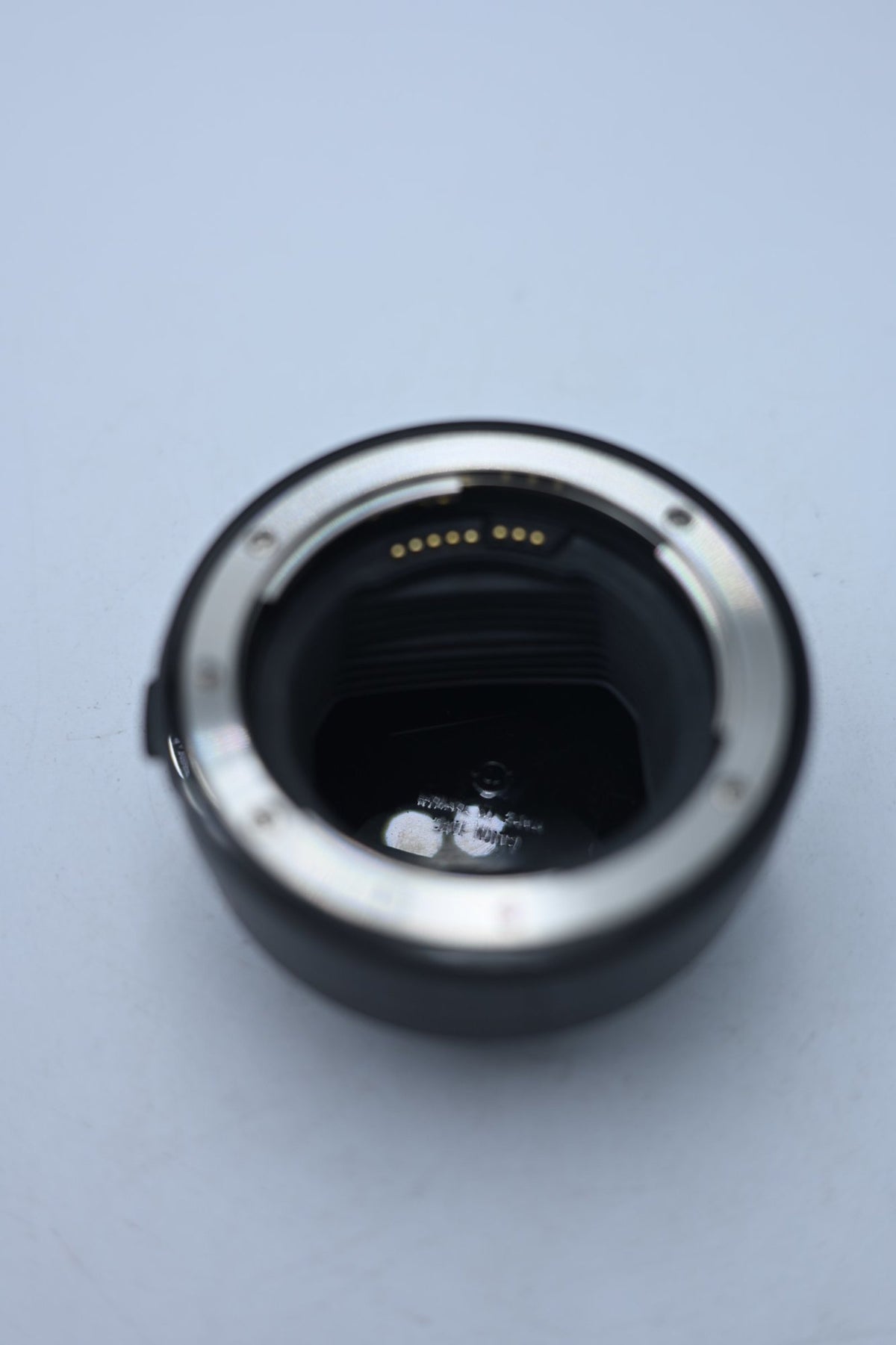 Used Canon EF - EOS R Adaptor
