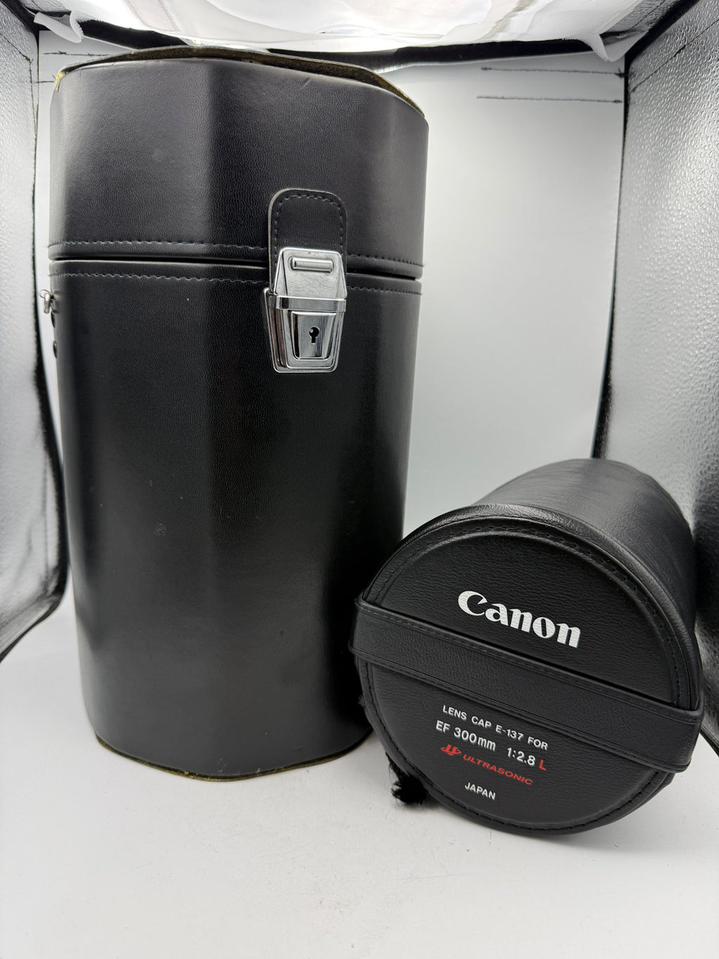 Used Canon EF 300mm f/2.8 USM L