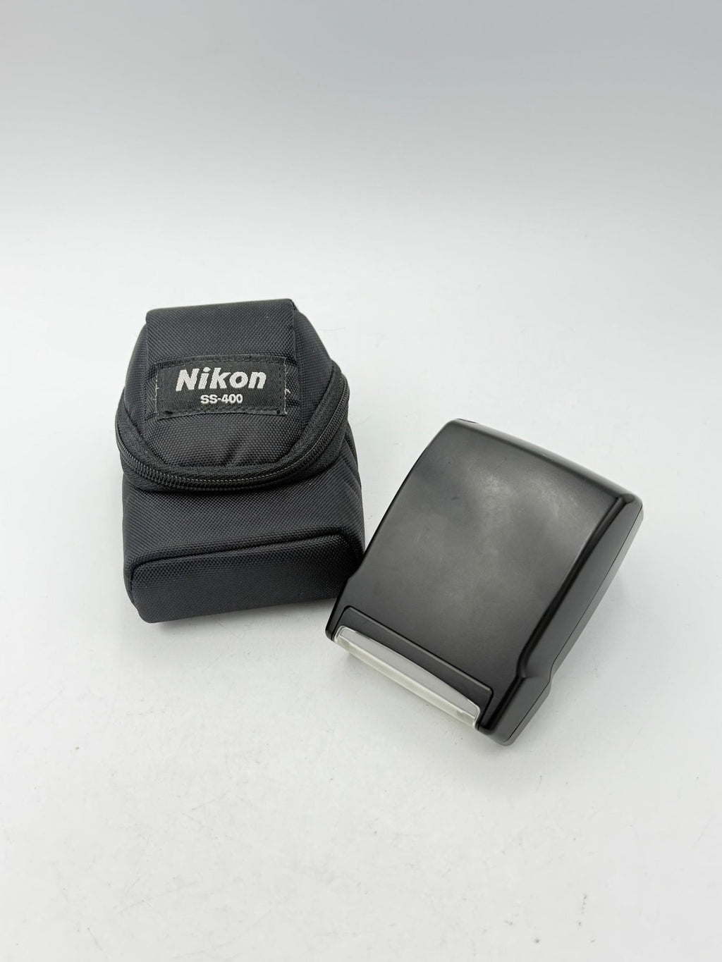 Used Nikon SB-400 Flash