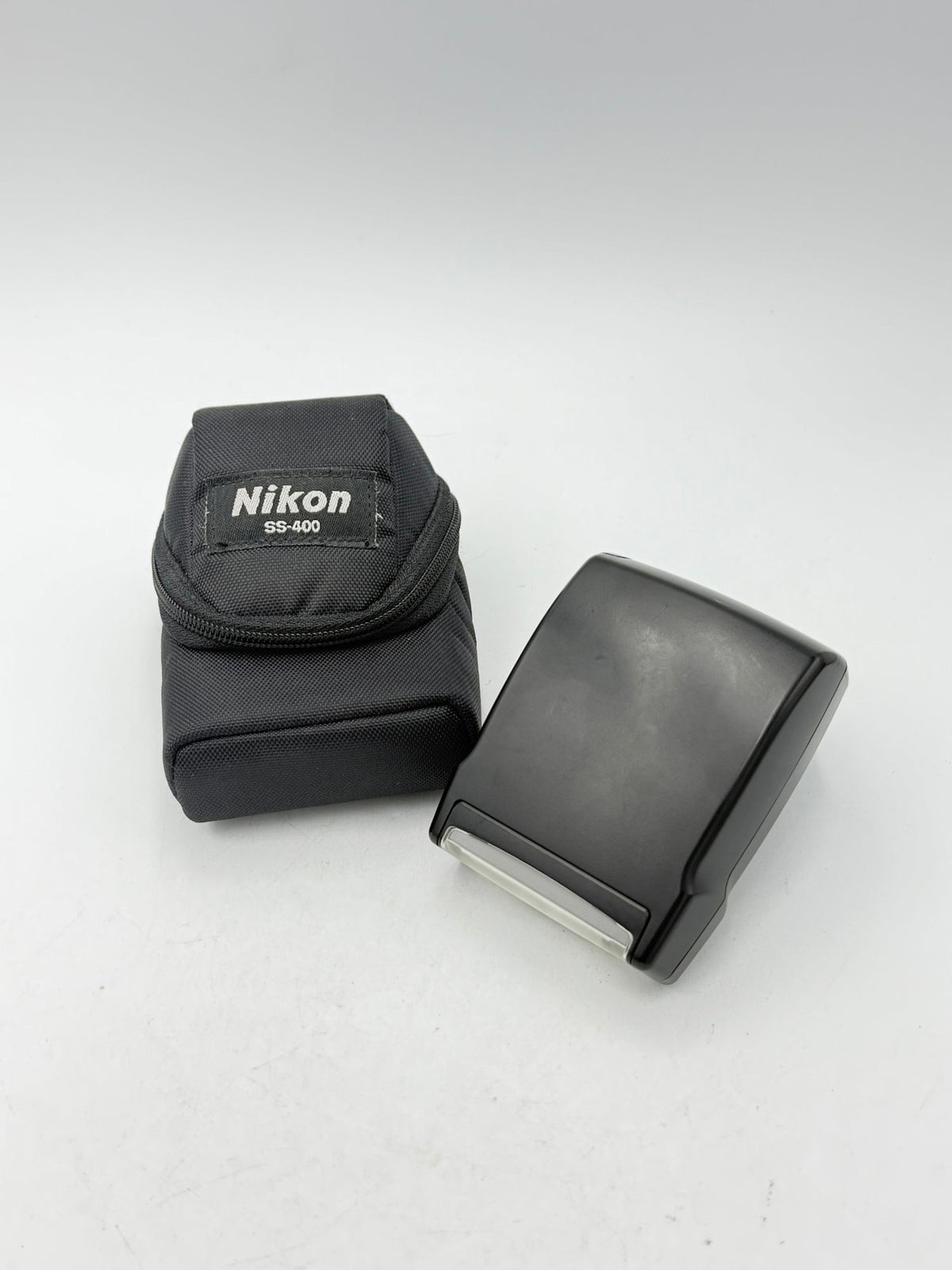 Used Nikon SB-400 Flash