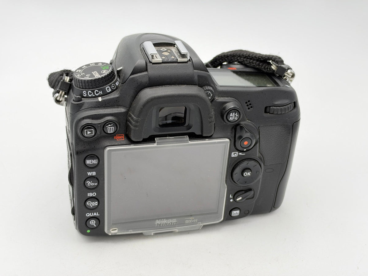 Used Nikon D7000 DSLR Camera