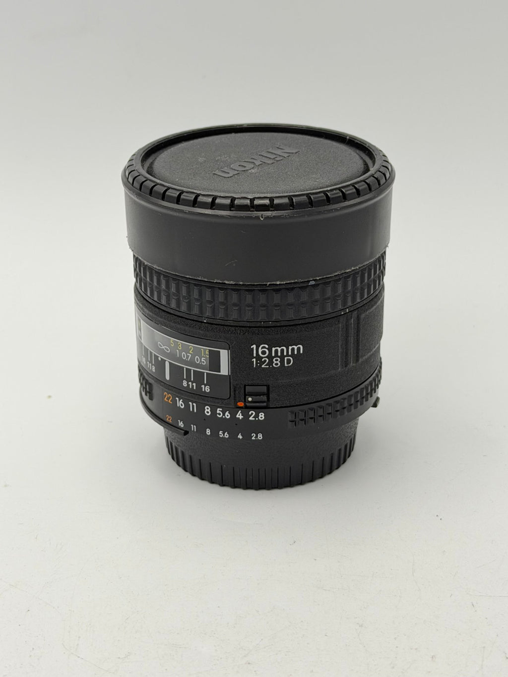 Used Nikon F 16mm f2.8 Fisheye Lens