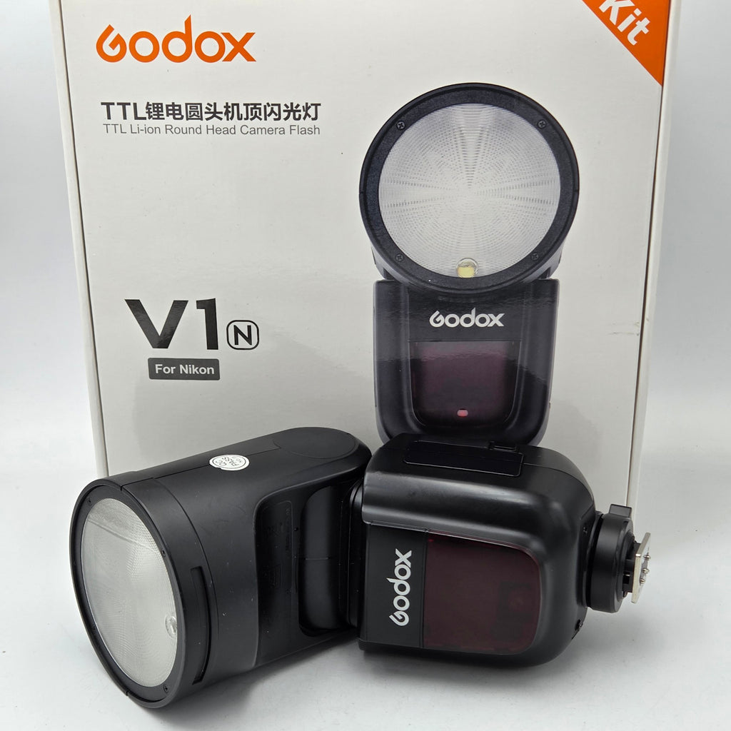 Used Godox V1 flash [Nikon]