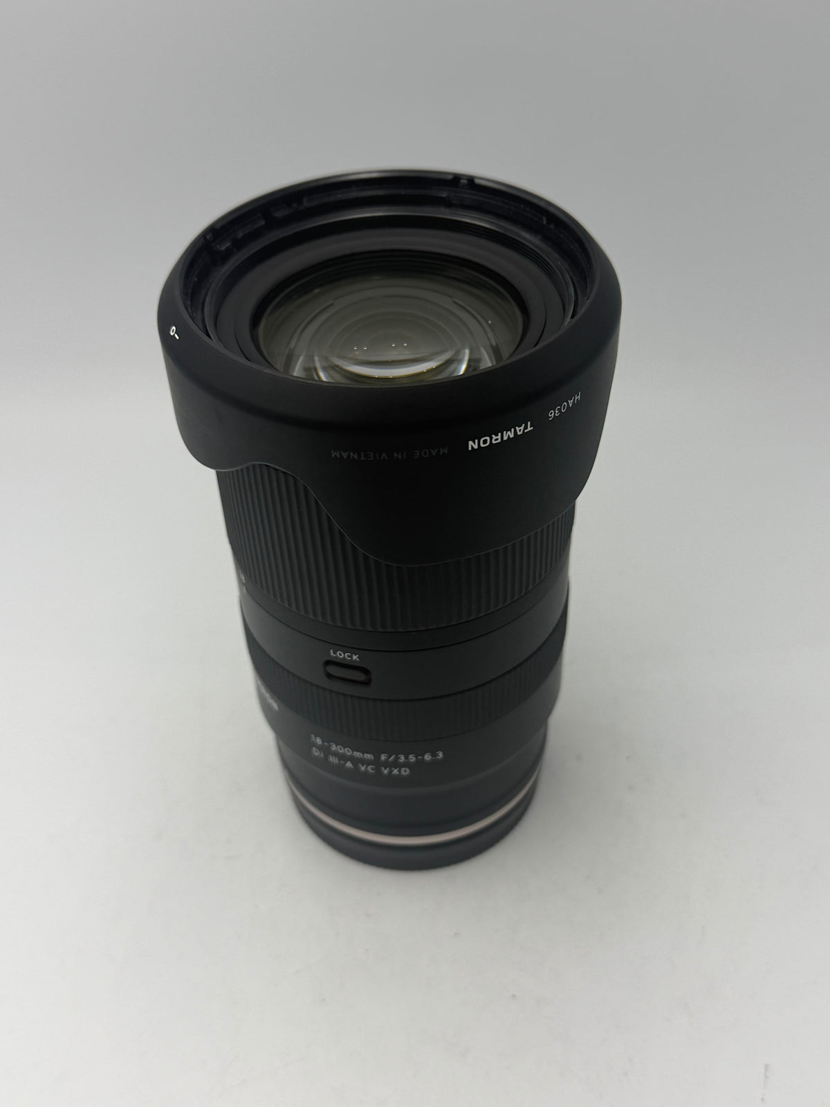 Used Tamron 18-300mm f3.5-6.3 for Nikon Z LIKE NEW