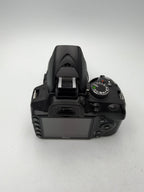 Used Nikon D3200 with 18-55mm Kit