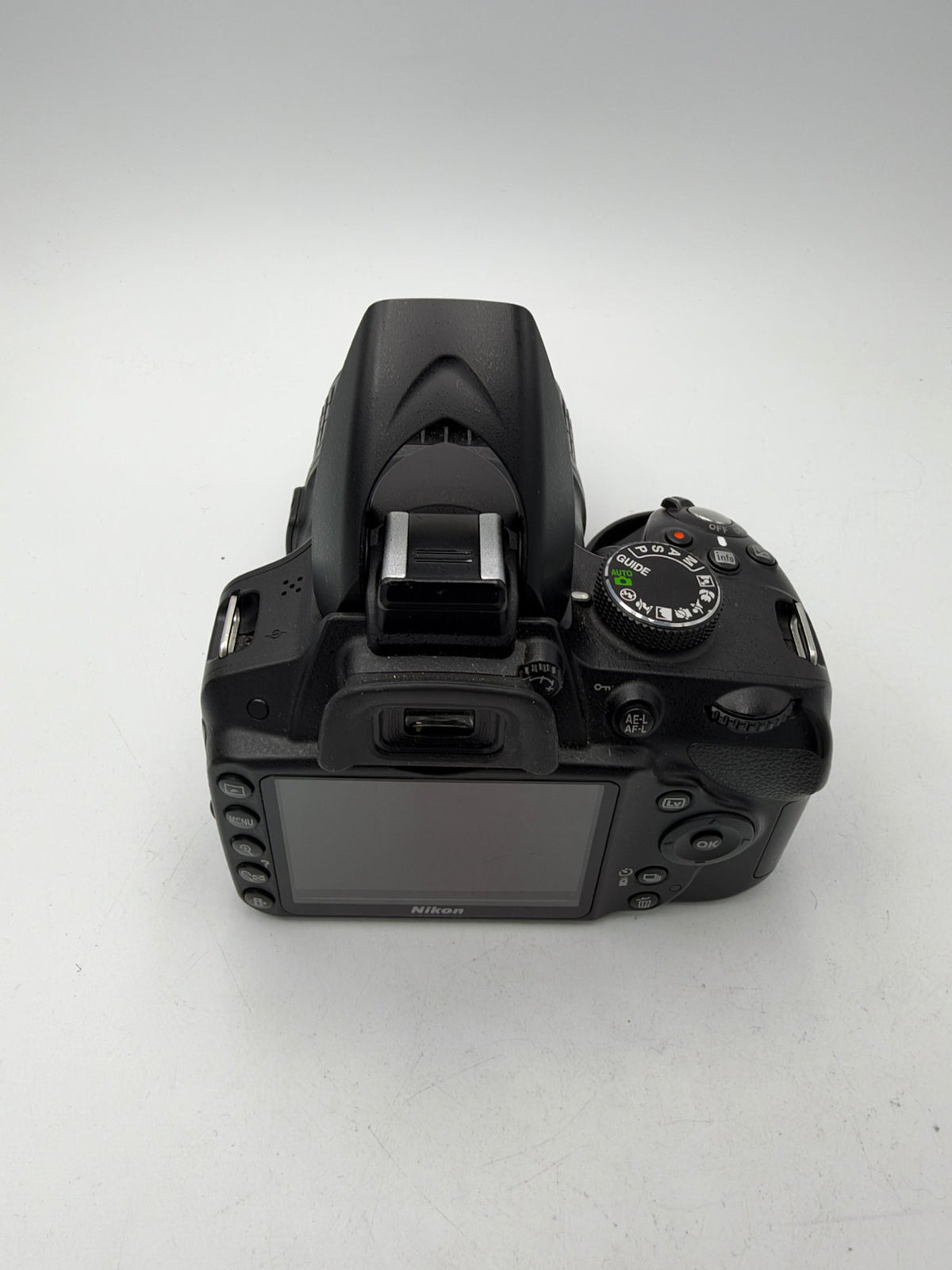 Used Nikon D3200 with 18-55mm Kit