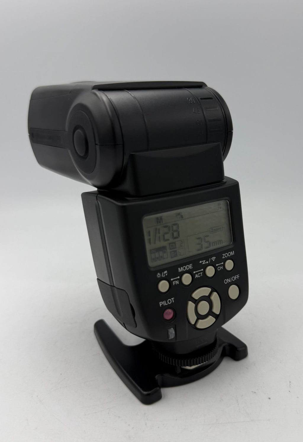 Used Yongnuo Speedlight YN560 IV