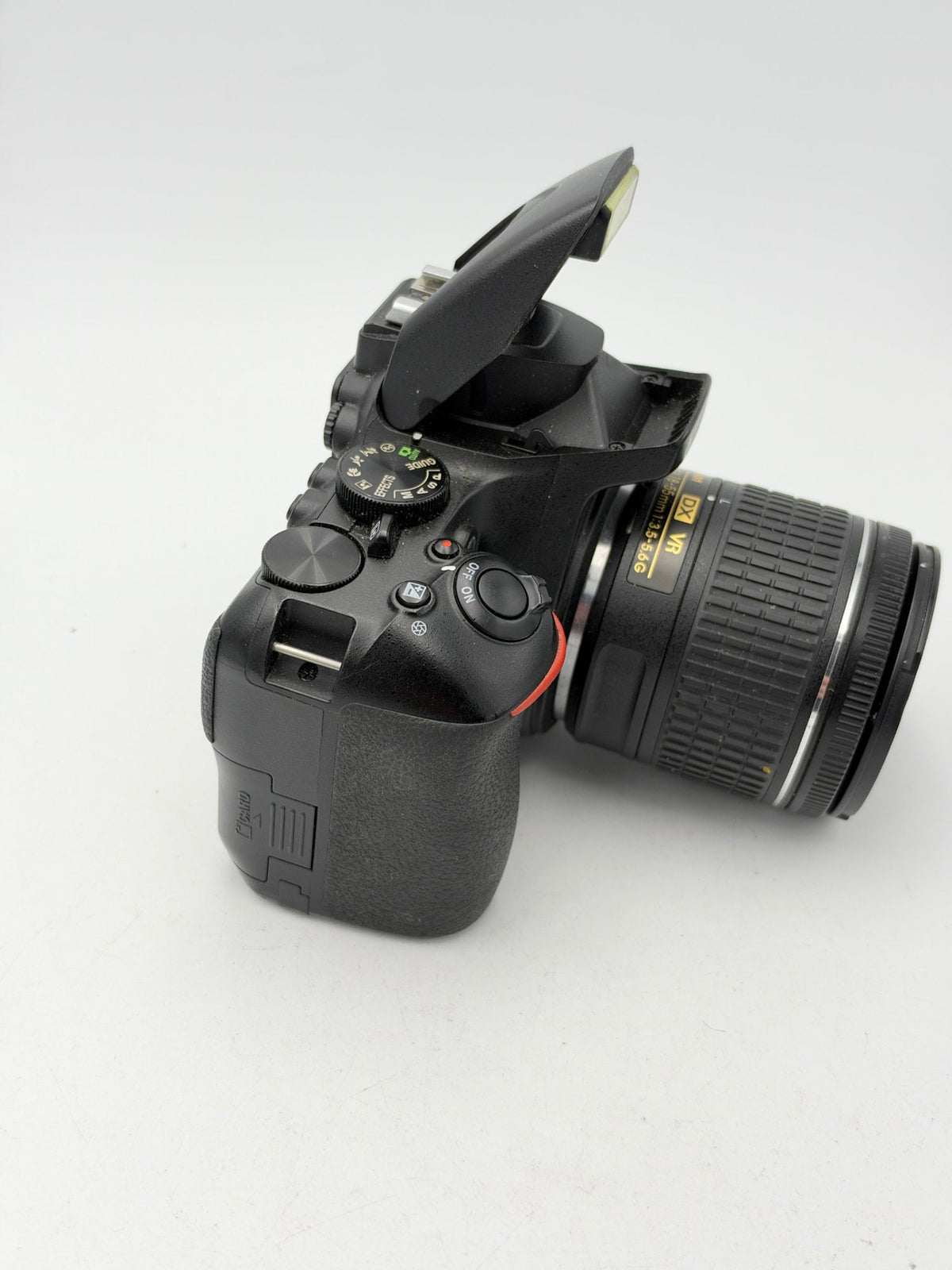 Used Nikon D3500 with 18-55mm Kit