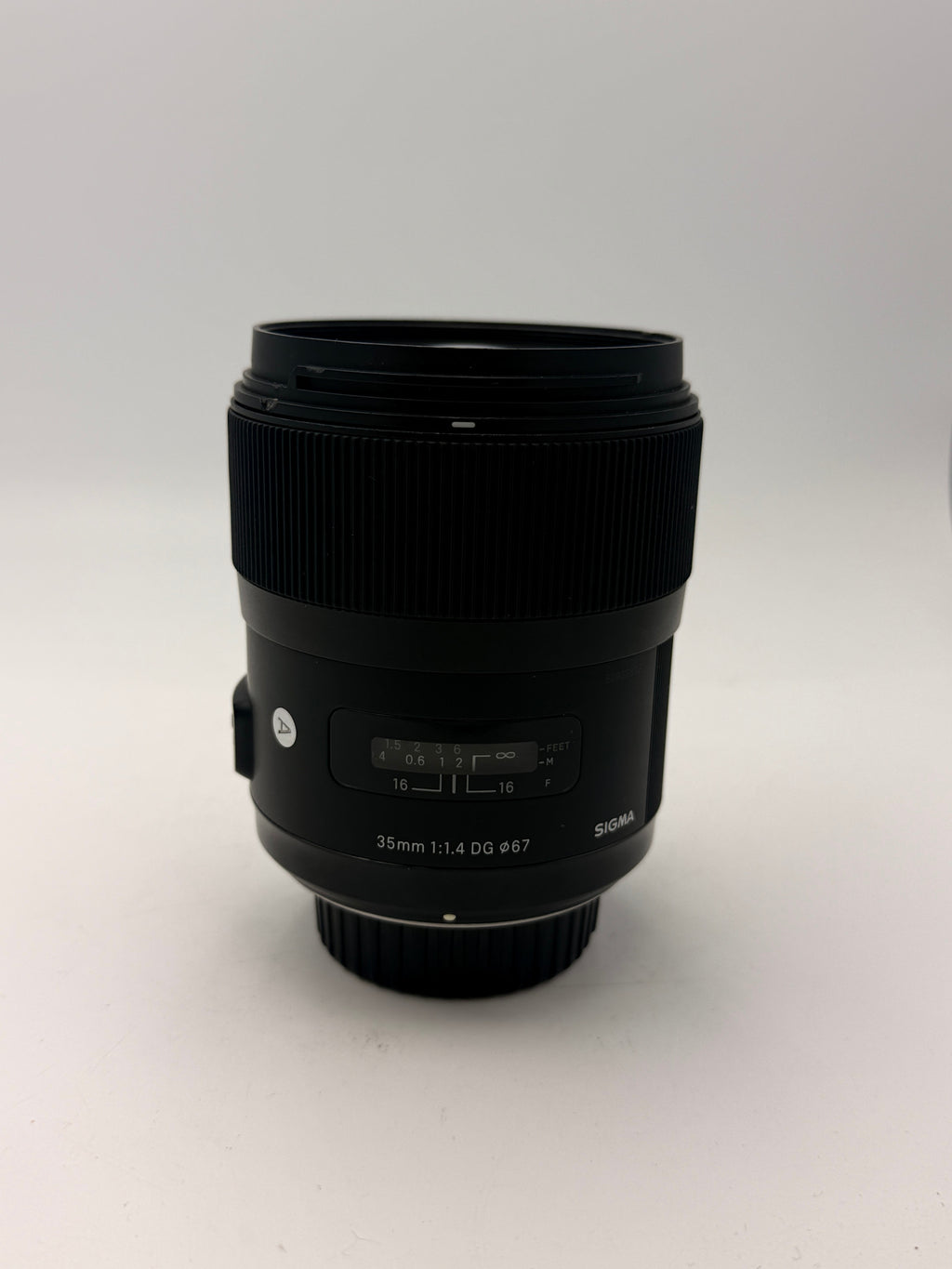 Used Sigma 35mm f/1.4 DG Art (Nikon F)