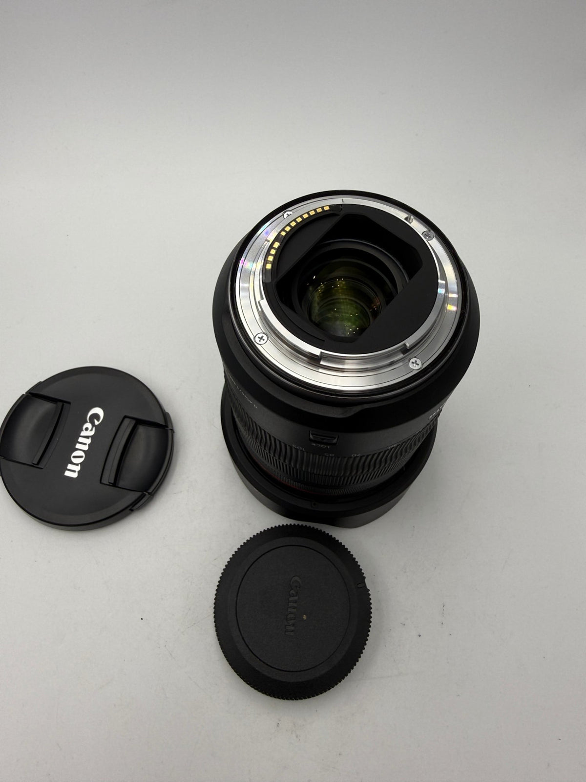 Used Canon RF 24-105mm F/4 L Series