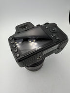 Used Nikon D3200 with 18-55mm Kit