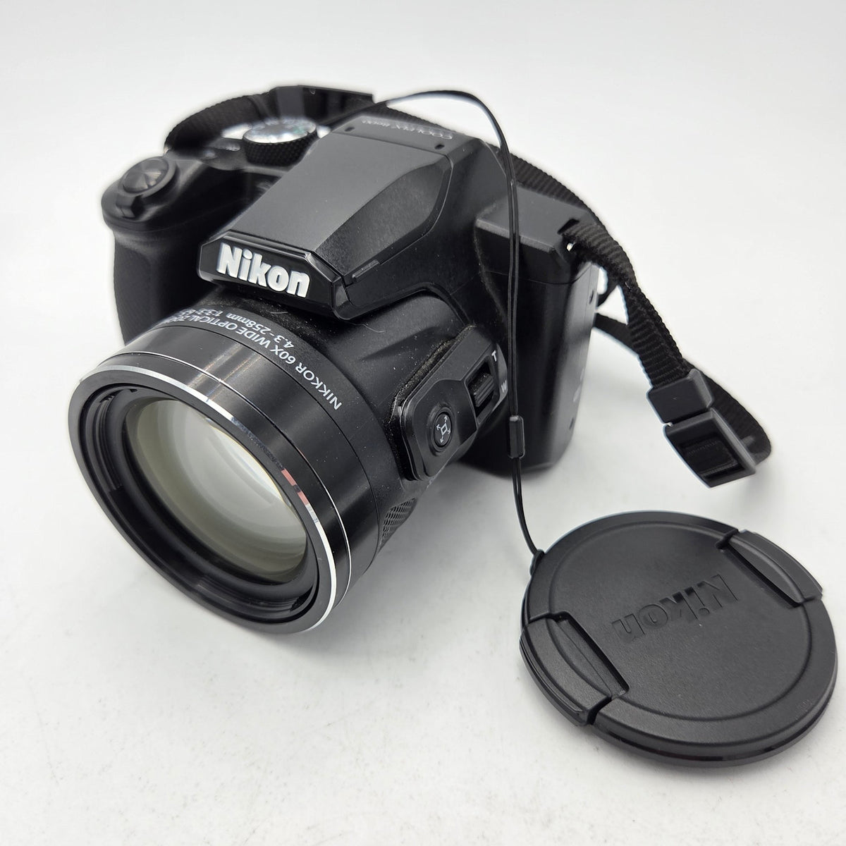 Used Nikon Coolpix B600 point and shoot