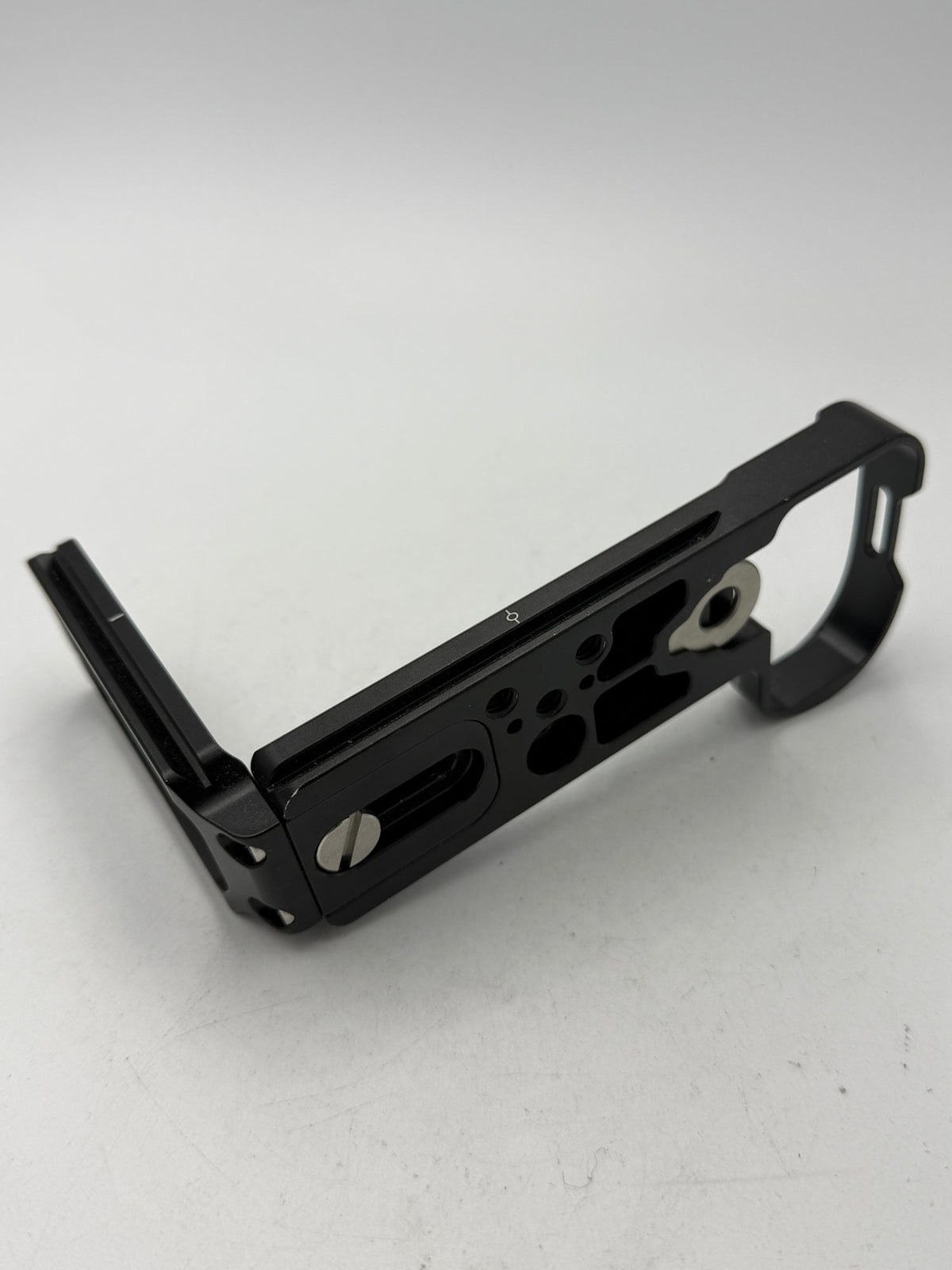 Used SmallRig L Bracket for Nikon Z5/Z6/Z7/Z6 II/Z7 II Camera 2947