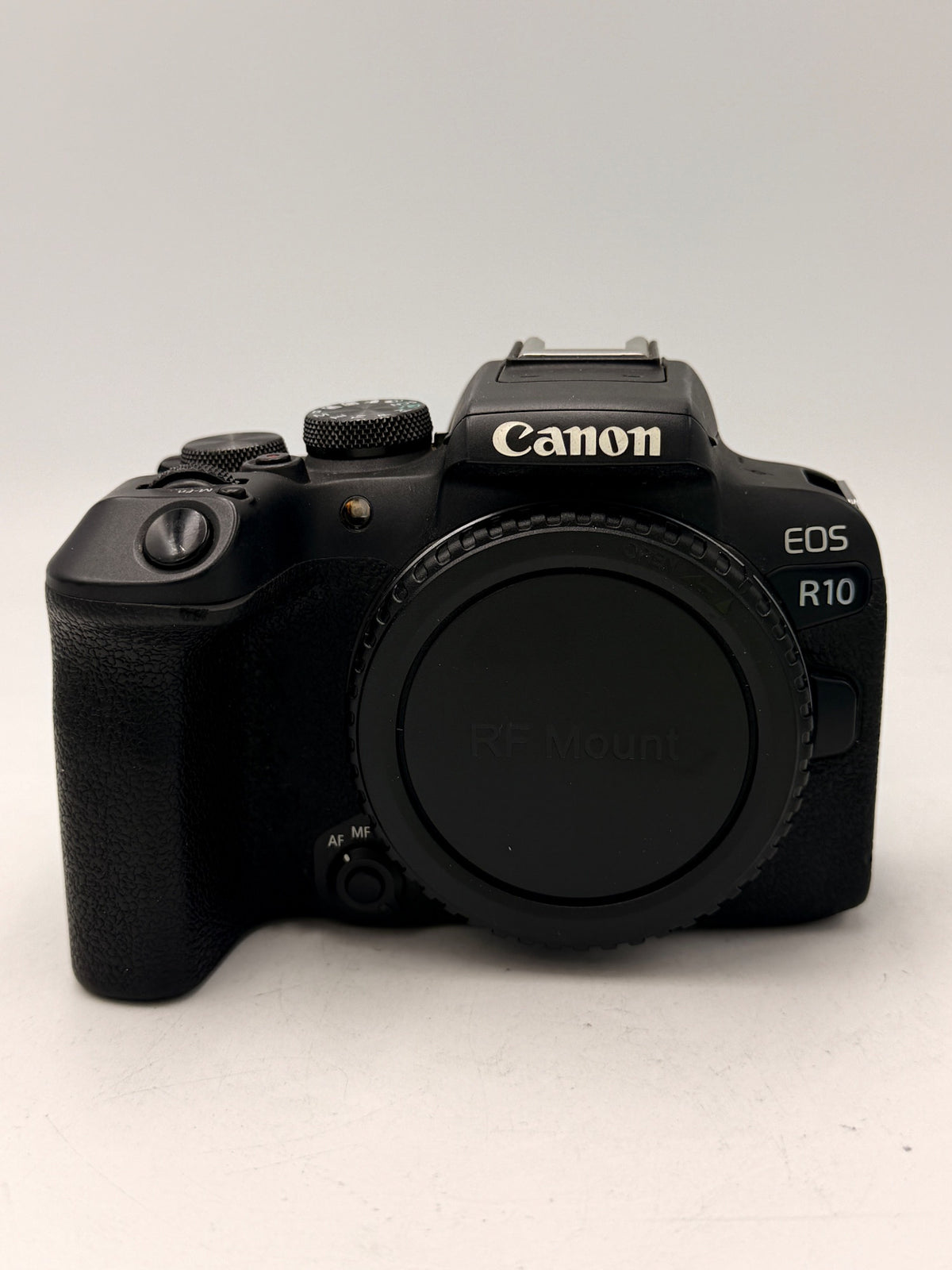 Used Canon R10