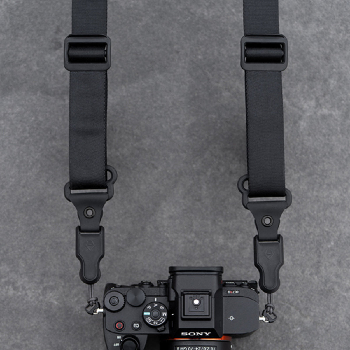 WANDRD Magnetic Camera Strap (Black)