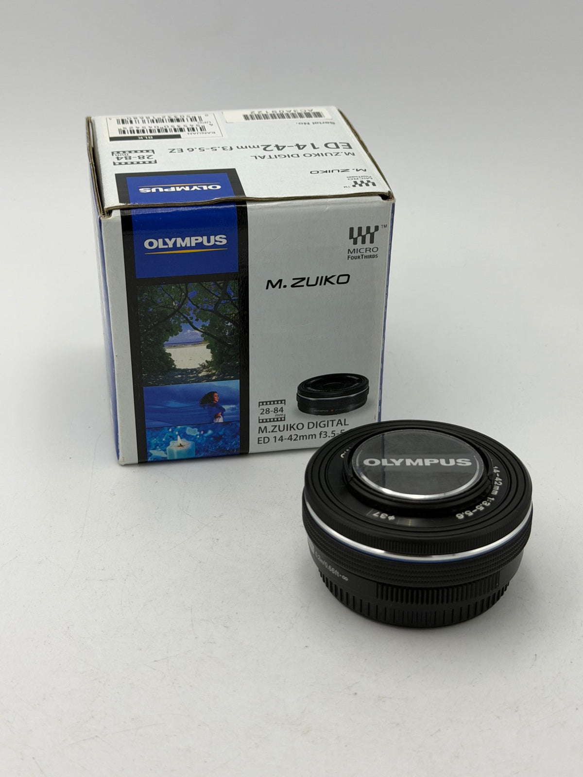Used Olympus M.Zuiko 14-42mm f3.5-5.6 EZ with Box