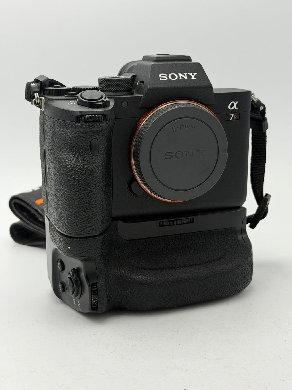 Used Sony A7R IV Body with Meke Battery Grip