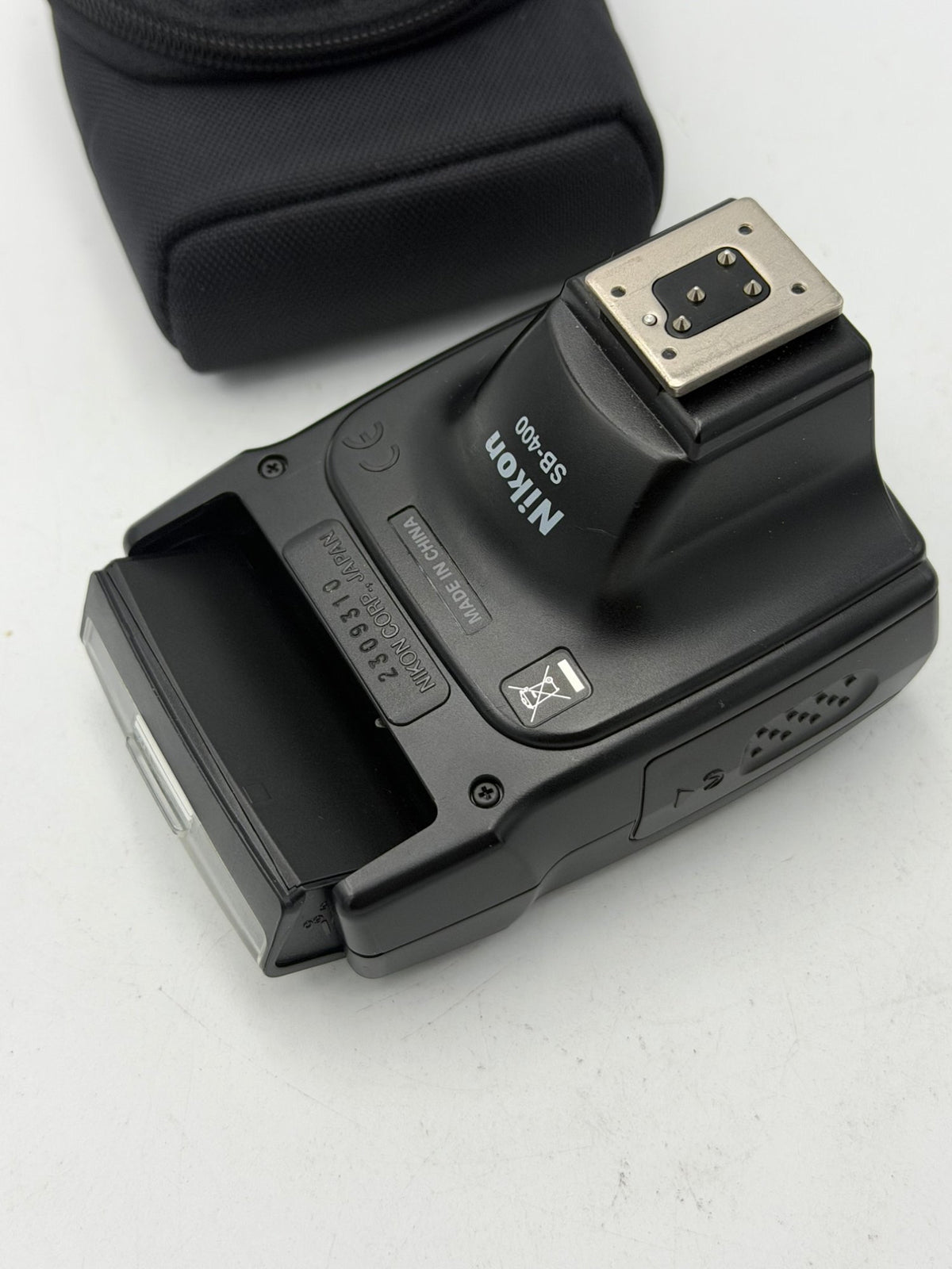 Used Nikon SB-400 Flash