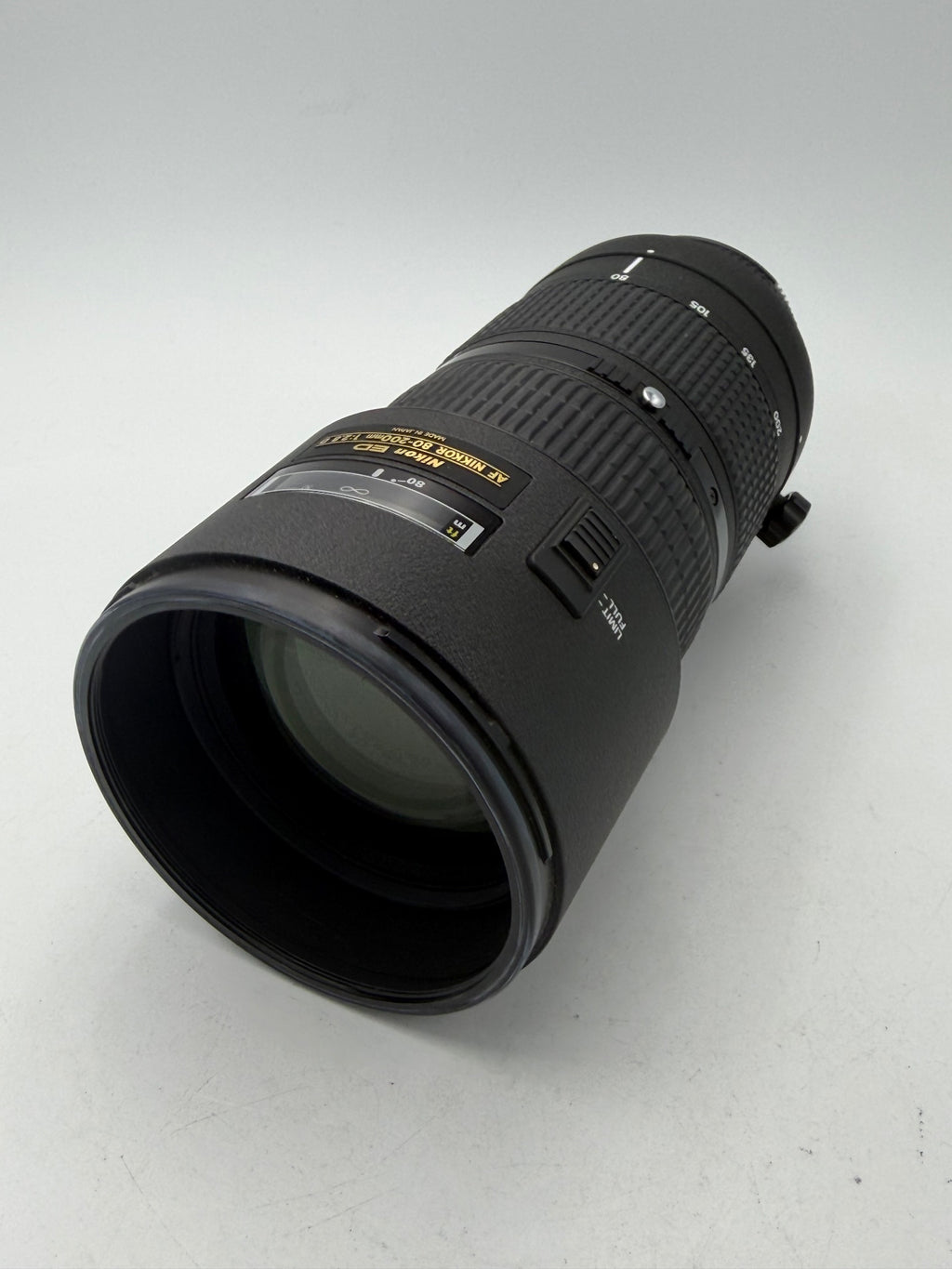 Used Nikon F 80-200mm f/2.8 D