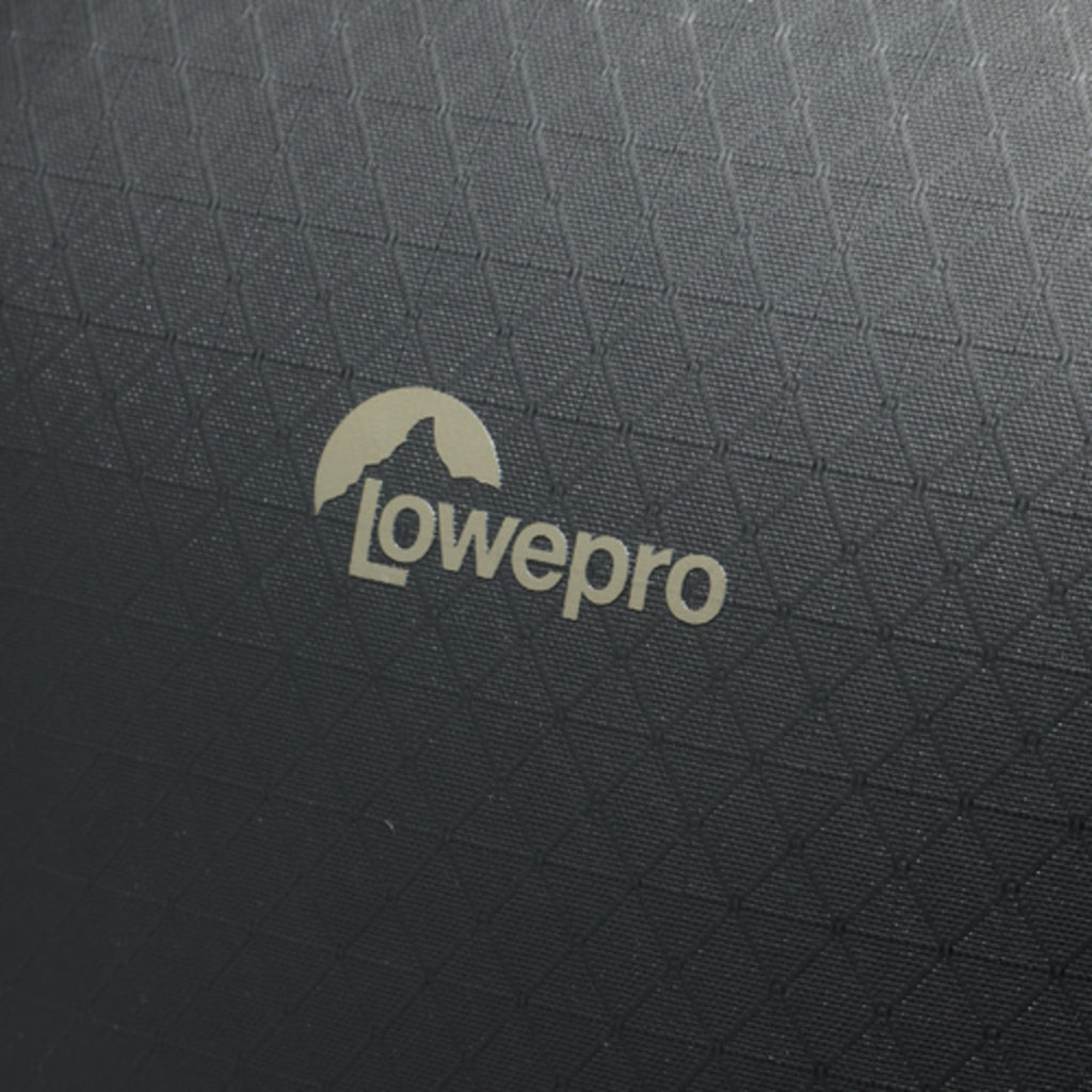 Lowepro Fastpack BP 450 AW IV