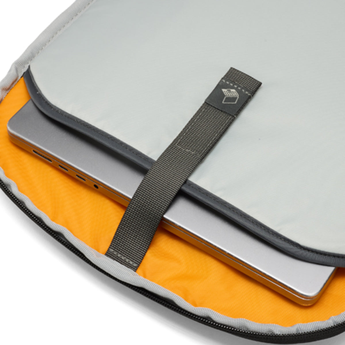 Lowepro Fastpack BP 250 AW IV