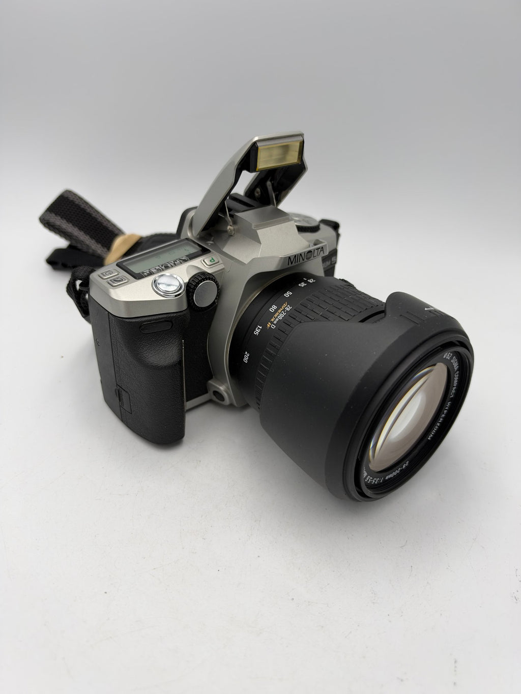 Used Minolta Maxxium S 35mm film camera, Sigma 28-200mm f/3.5-5.6 Macro lens