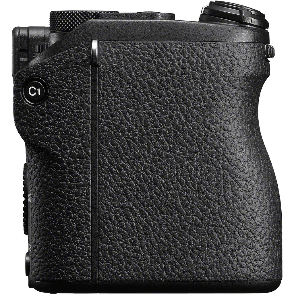 Sony a6700 Mirrorless Camera with E 18-135mm f3.5-5.6 OSS Lens - Black ()